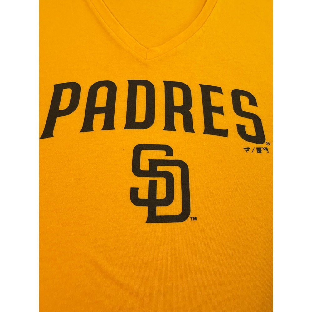 Fanatics San Diego Padres T-Shirt Women 3XL Gold Excellent V-Neck MLB Logo Tee